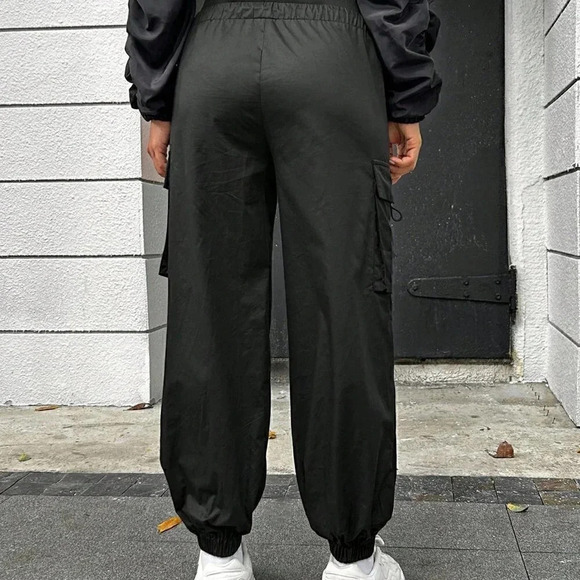 Black Casual Womens Maternity Flap Pocket Side Adjustable Waist Cargo Pants - Picture 3 of 6